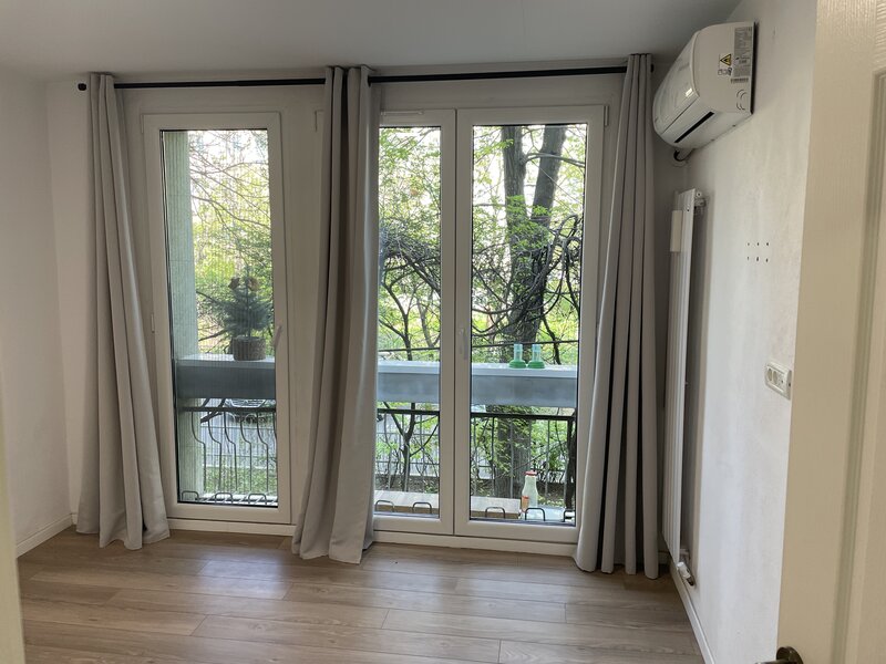 Titan parc, 150m pana la metrou Titan, Aleea Barajul Cucuteni,