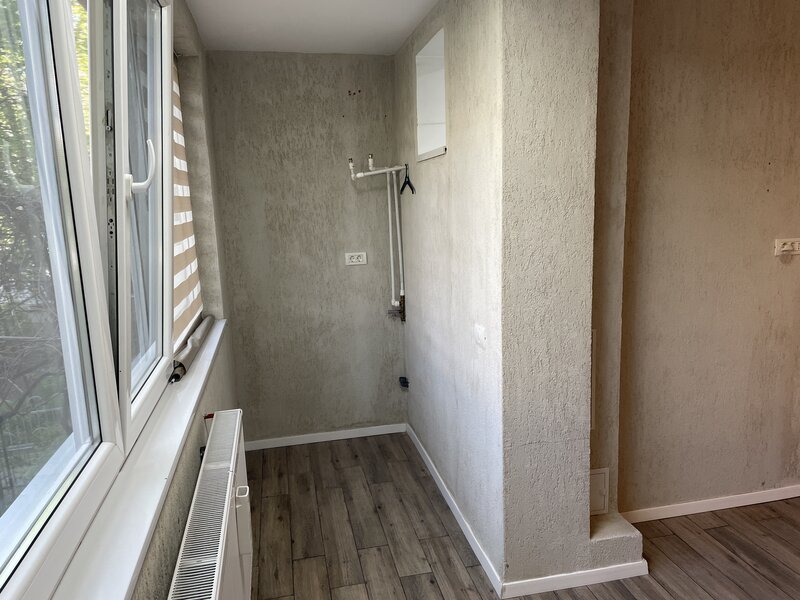 Titan parc, 150m pana la metrou Titan, Aleea Barajul Cucuteni,